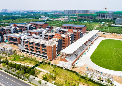 鄭州市北龍湖清華附小